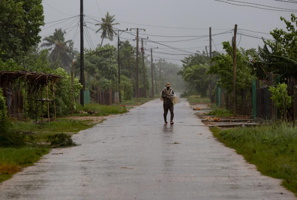 Cuba Without Electricity After Hurricane Hammers Power Grid | Nepalnews