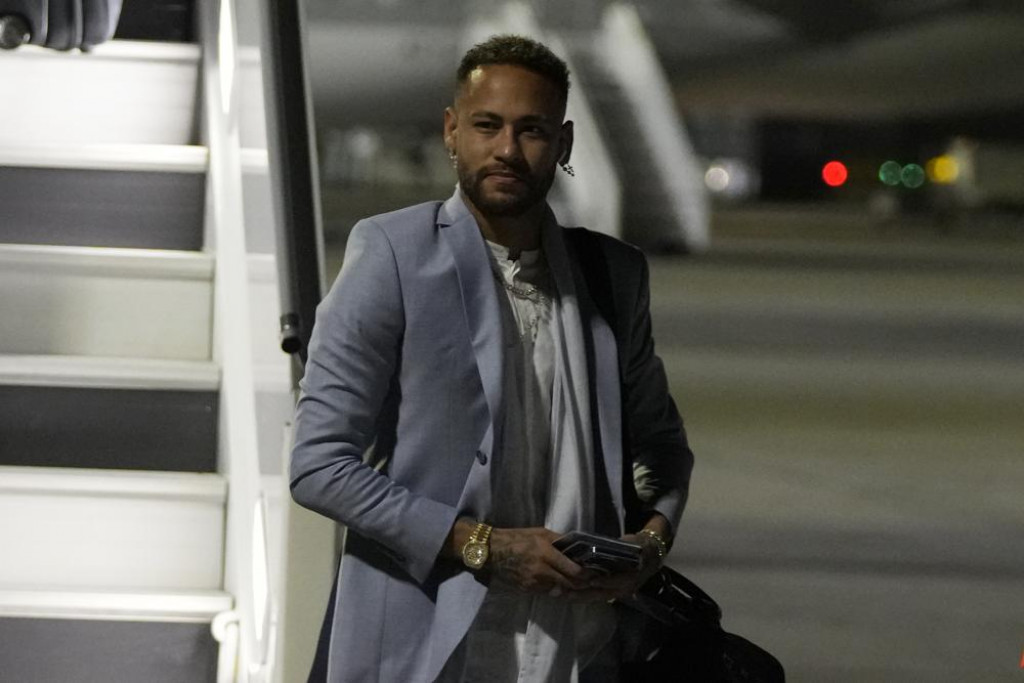 Neymar Silent Before Brazil Opens Vs Serbia At World Cup Nepalnews