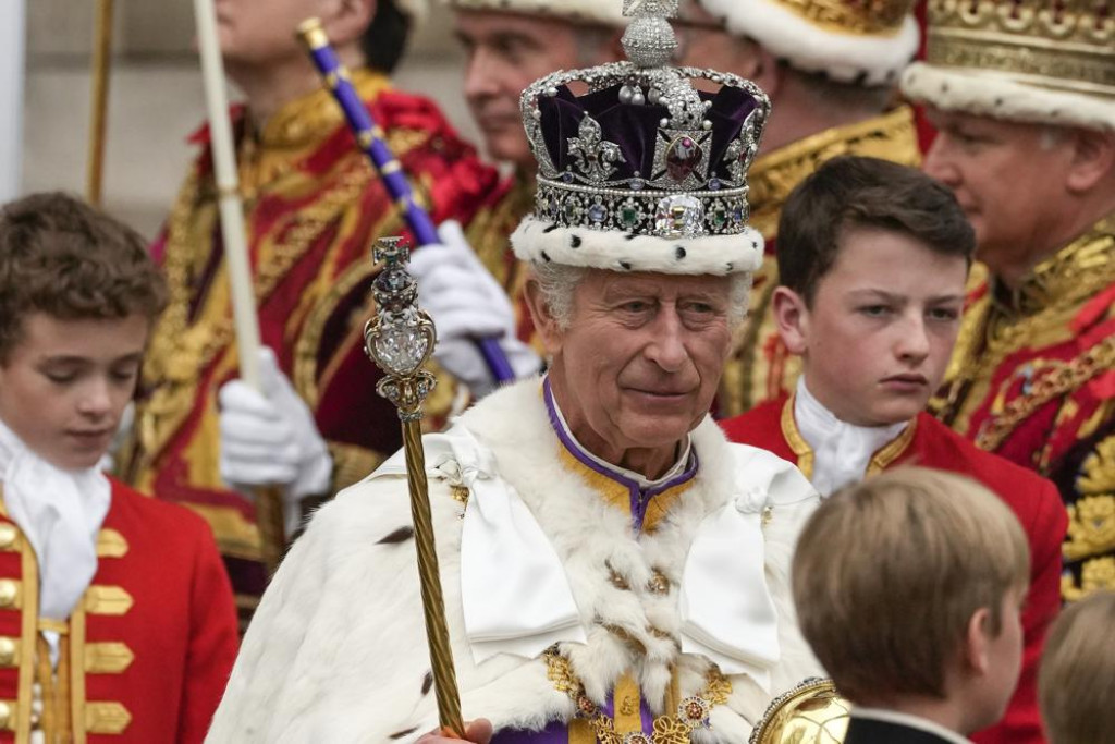 Watch all the key moments from King Charles III's coronation - YouTube