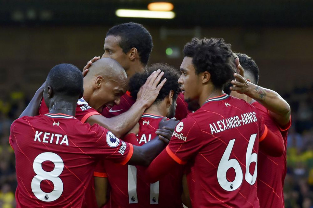 Man United beats Leicester 1-0 for 3rd straight win in EPL