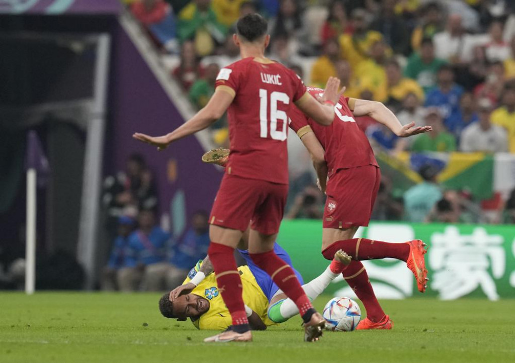 Neymar shares picture of injured ankle after he was substituted in Brazil's  World Cup opener against Serbia