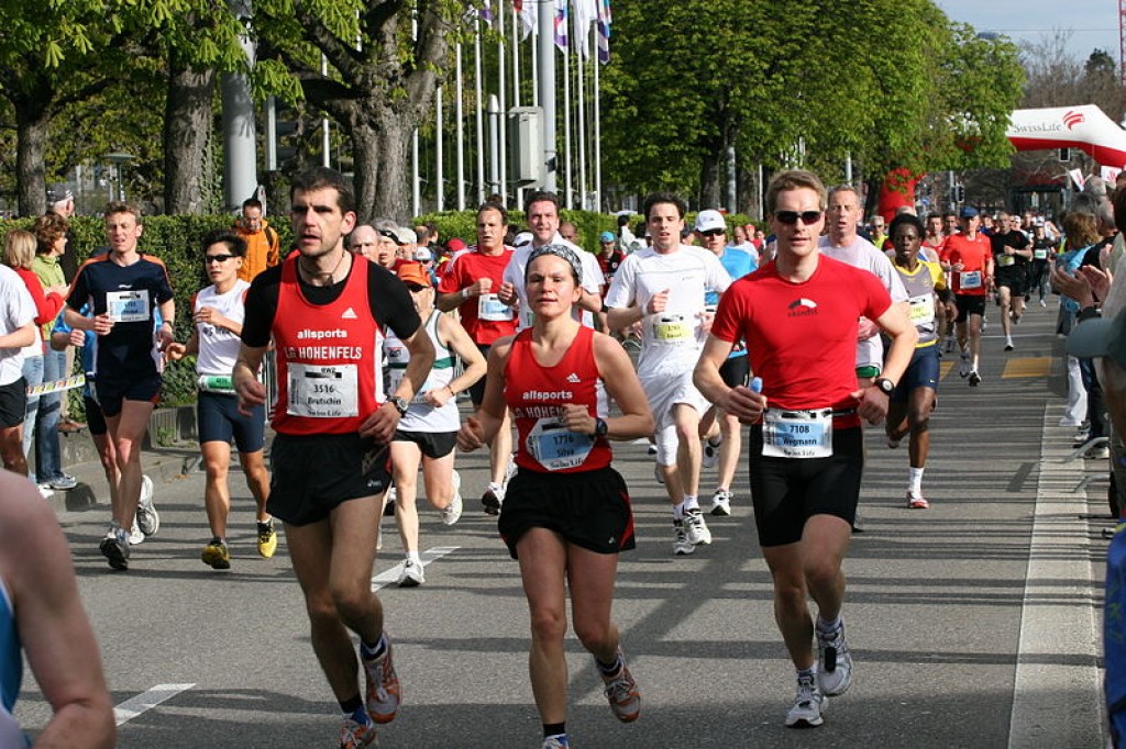Athletes from 16 countries participating in Marathon