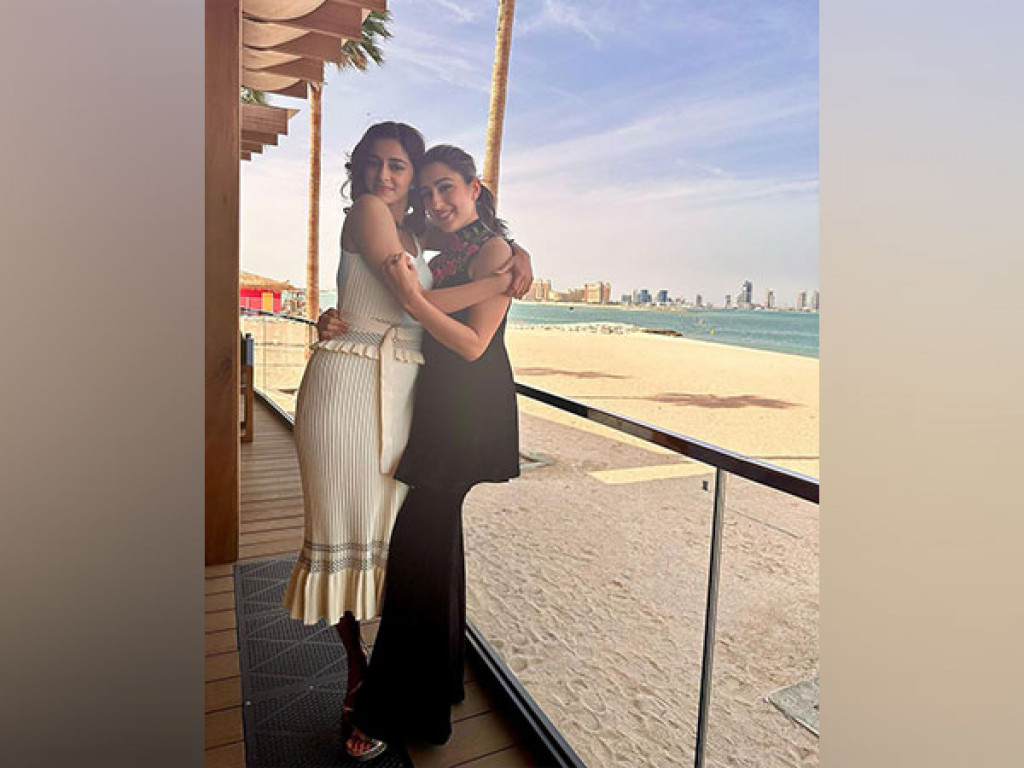 Sara and Ananya vibe together in Qatar