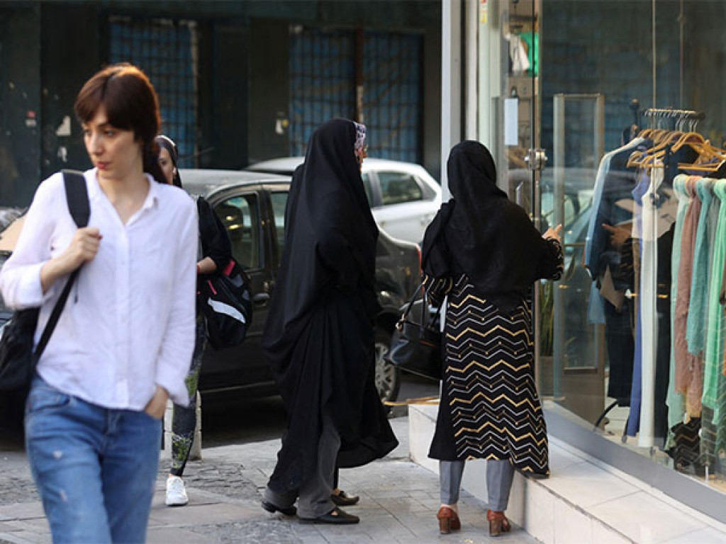 American Muslim Women Unveil, And Explain Why : NPR