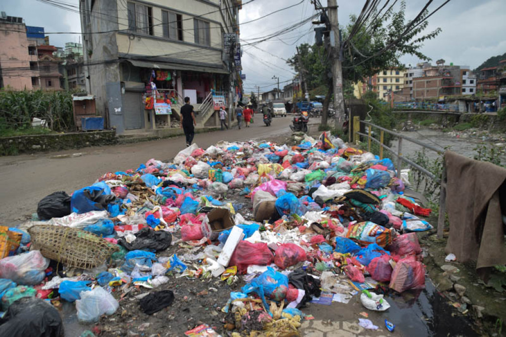 In Nepal's capital, piles of garbage put off tourists and residents