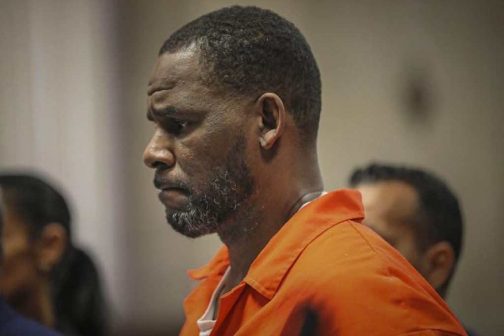 R. Kelly to learn if he effectively gets ‘life’ sentence