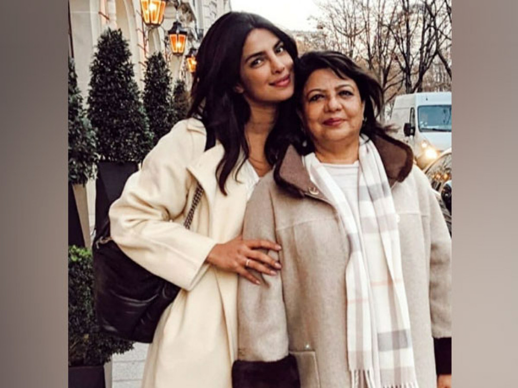 Priyanka Misses Her Mother Madhu Chopra On Her Birthday | Nepalnews