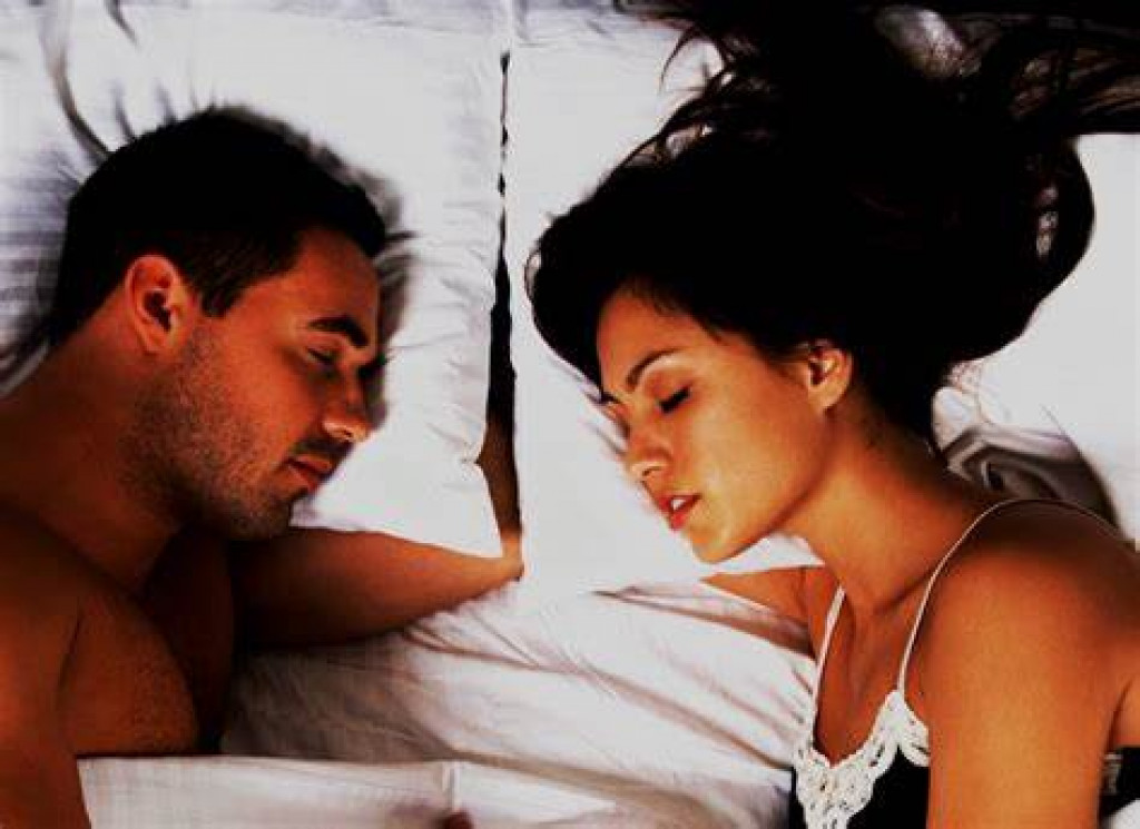 Adults sleep better together than they do alone, study concludes