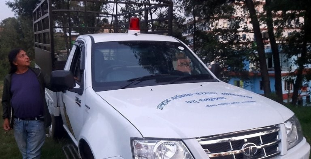 Animal ambulance services started in Kageshwori | Nepalnews