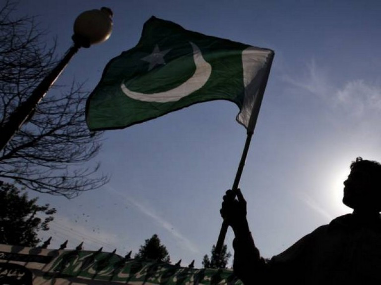 Minors among riskiest groups facing faith change in Pakistan